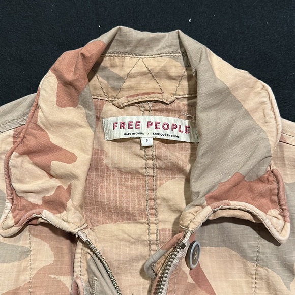Free People camo utility jacket, size S - Picture 2 of 9